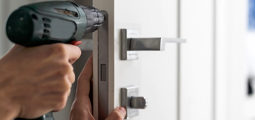 Locksmith For Lock Replacement Near Me in Fort Lee, NJ