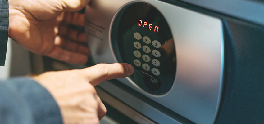 Cash Safe Openers in Fort Lee, New Jersey