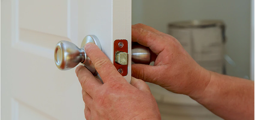 AAA Locksmiths For lock Replacement in Fort Lee, New Jersey